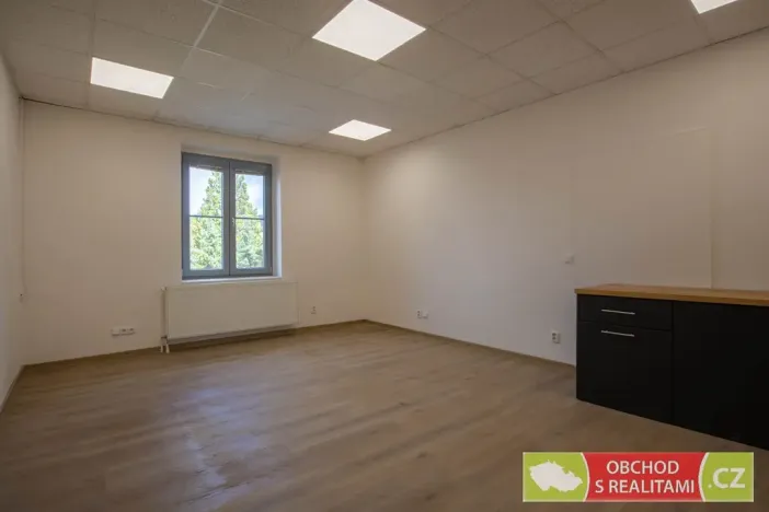 Pronájem kanceláře, Říčany, 17. listopadu, 24 m2