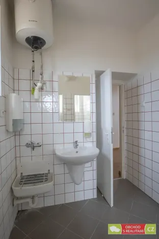 Pronájem kanceláře, Říčany, 17. listopadu, 24 m2