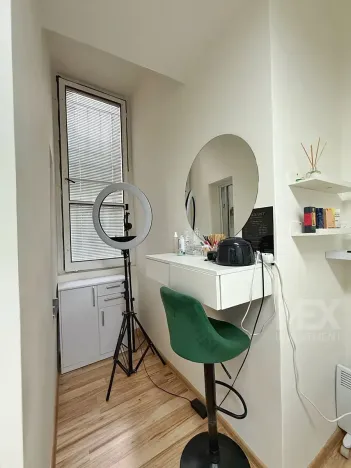 Prodej obchodního prostoru, Praha - Vinohrady, Kolínská, 36 m2