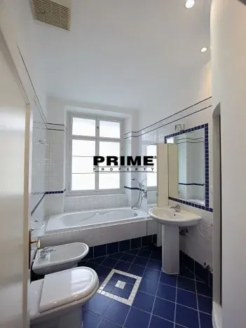 Pronájem bytu 3+1, Praha - Malá Strana, Sněmovní, 85 m2