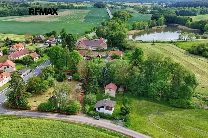 Prodej pozemku pro bydlení, Černíny, 1677 m2