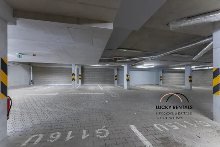 Pronájem bytu 2+kk, Praha - Vysočany, Pod Harfou, 42 m2