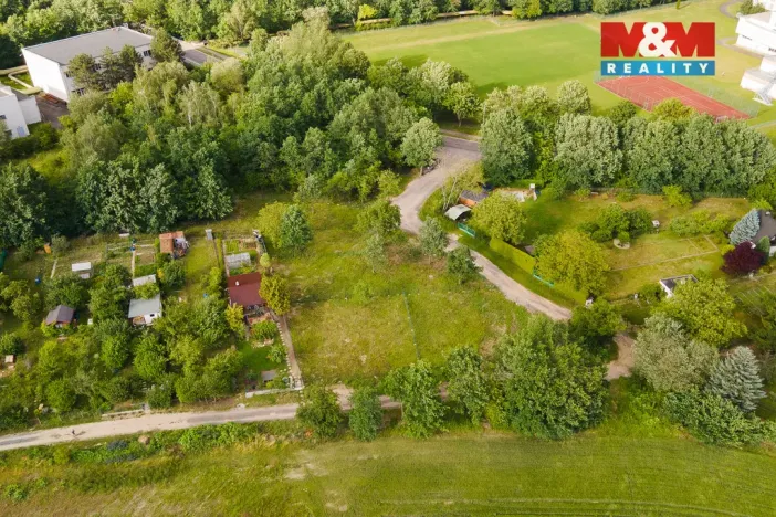 Prodej zahrady, Pardubice, 412 m2