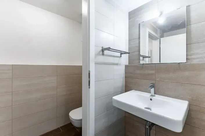Pronájem obchodního prostoru, Praha - Karlín, U Mlýnského kanálu, 54 m2