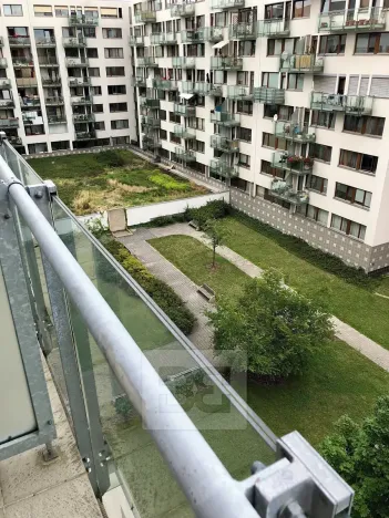 Pronájem bytu 1+kk, Praha - Holešovice, U měšťanského pivovaru, 41 m2