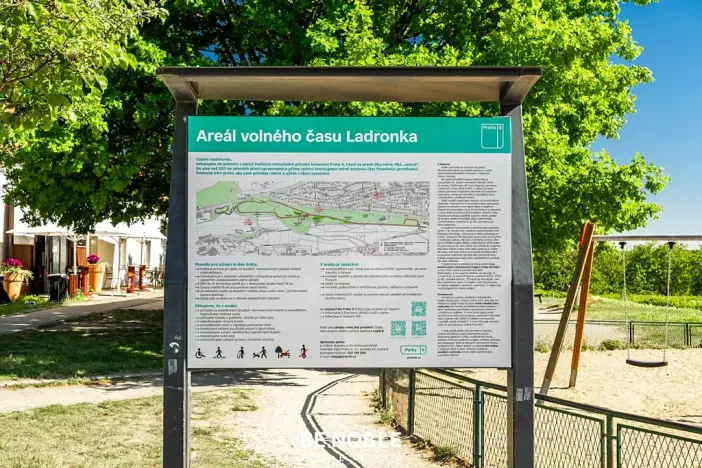 Prodej bytu 3+kk, Praha - Břevnov, Šlikova, 68 m2