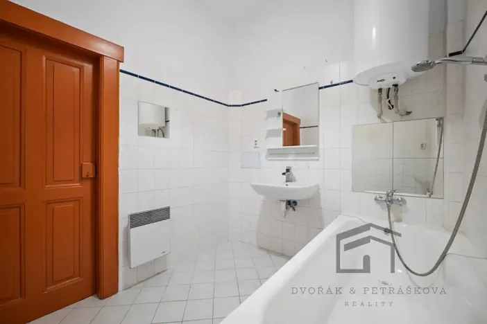 Prodej bytu 1+1, Praha - Vinohrady, Čáslavská, 39 m2