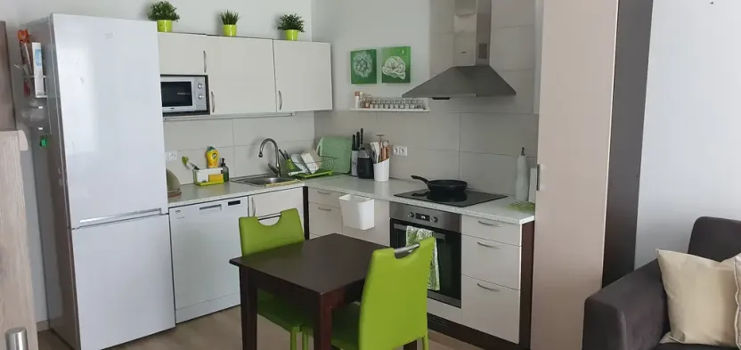 Pronájem bytu 2+kk, Praha - Střížkov, Makedonská, 53 m2