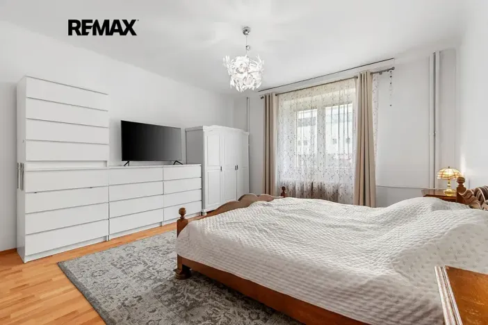 Prodej bytu 3+1, Plzeň, náměstí Generála Píky, 72 m2