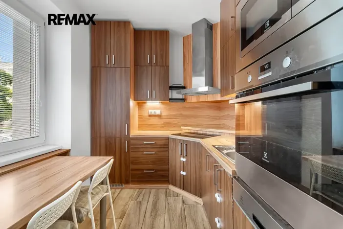 Prodej bytu 3+1, Plzeň, náměstí Generála Píky, 72 m2