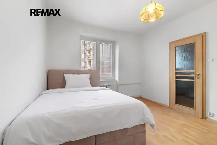 Prodej bytu 3+1, Plzeň, náměstí Generála Píky, 72 m2