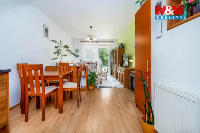 Prodej bytu 2+kk, Nehvizdy, Pražská, 60 m2