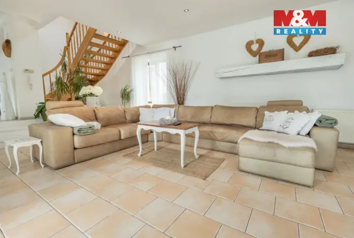 Prodej rodinného domu, Odolena Voda - Dolínek, Za Klokočkou, 360 m2