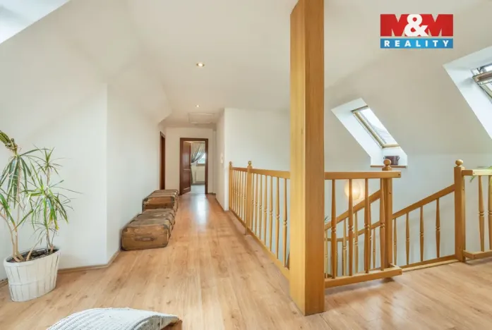 Prodej rodinného domu, Odolena Voda - Dolínek, Za Klokočkou, 360 m2