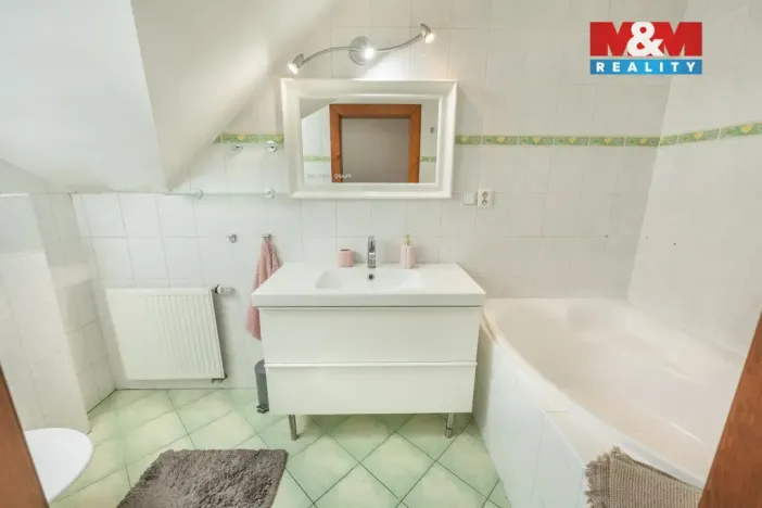 Prodej rodinného domu, Odolena Voda - Dolínek, Za Klokočkou, 360 m2