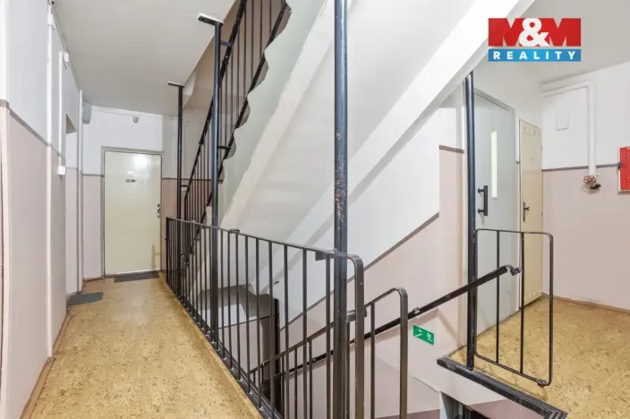 Prodej bytu 2+1, Kralupy nad Vltavou - Lobeček, Krakovská, 40 m2