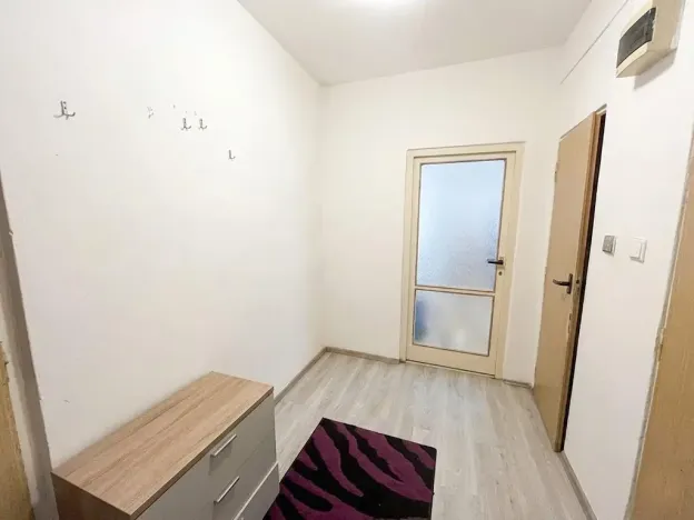 Prodej bytu 2+1, Kadaň, Chomutovská, 53 m2