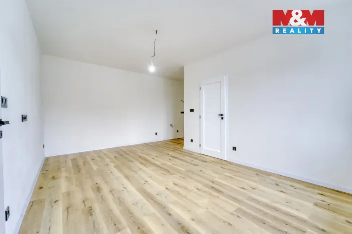 Pronájem bytu 2+kk, Tlučná, Tlučenská kolonie, 40 m2
