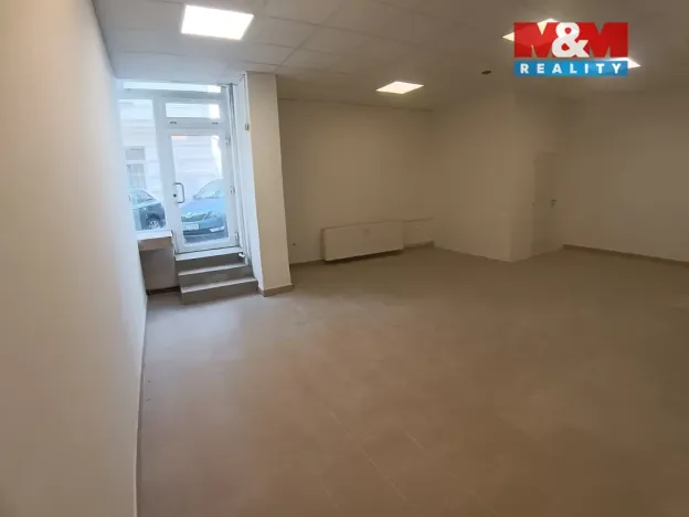 Pronájem obchodního prostoru, Ústí nad Labem - Ústí nad Labem-centrum, Horova, 60 m2