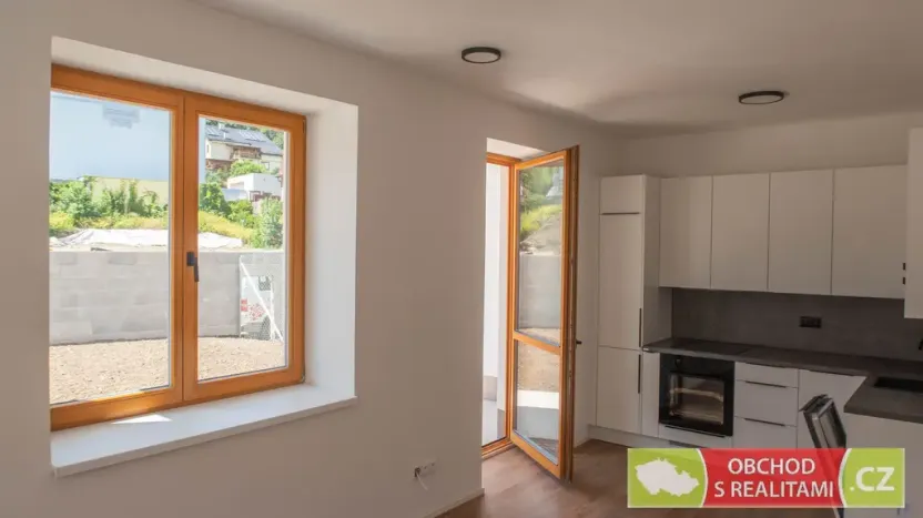 Pronájem bytu 4+kk, Praha - Radotín, Na Výšince, 76 m2