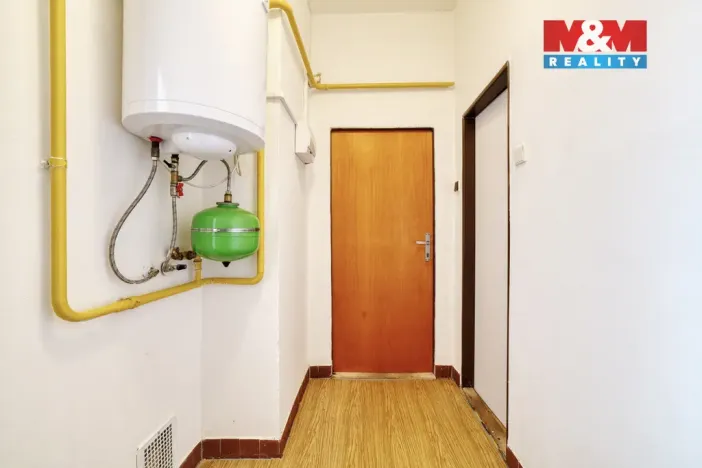 Pronájem bytu 1+kk, Aš, Okružní, 27 m2