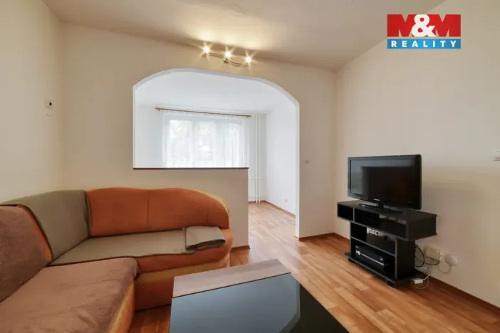 Pronájem bytu 1+1, Cheb, Šeříková, 40 m2