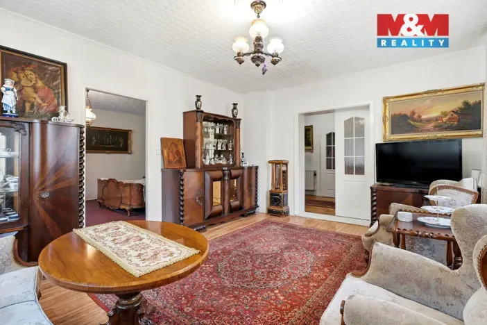 Prodej rodinného domu, Kněžmost - Koprník, 250 m2