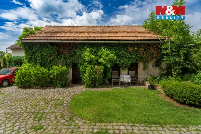 Prodej rodinného domu, Kněžmost - Koprník, 250 m2