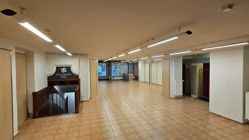 Pronájem obchodního prostoru, Brno, Masarykova, 504 m2