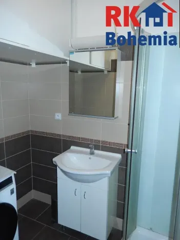 Pronájem bytu 2+kk, Praha - Košíře, Pod školou, 64 m2