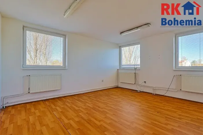 Pronájem skladu, Český Brod, Klučovská, 400 m2