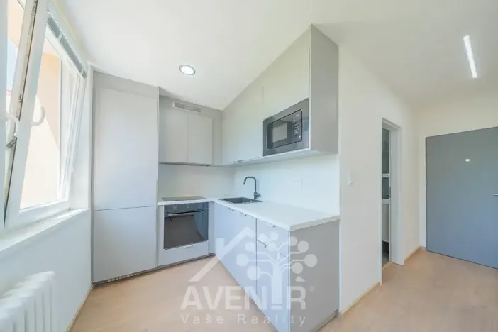 Pronájem bytu 1+1, Napajedla, Nábřeží, 34 m2
