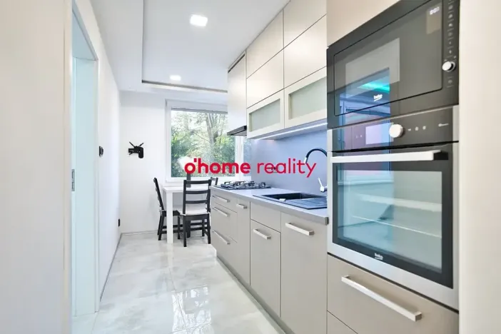 Pronájem bytu 2+1, Olomouc, Jarmily Glazarové, 62 m2