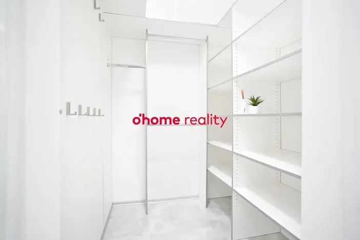 Pronájem bytu 2+1, Olomouc, Jarmily Glazarové, 62 m2