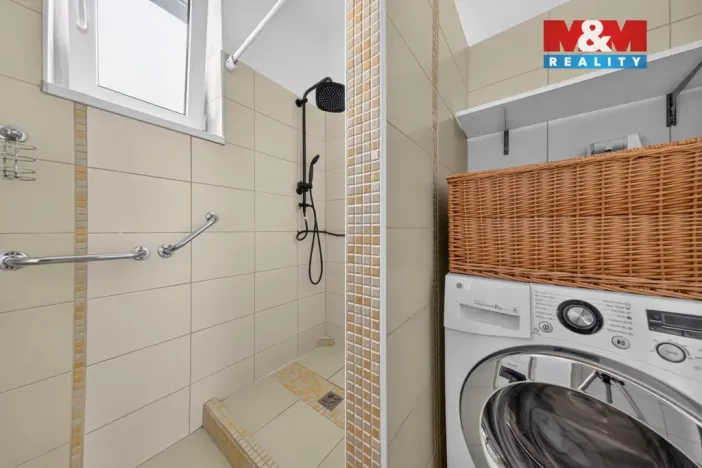 Prodej rodinného domu, Zlatníky-Hodkovice - Zlatníky, Libeňská, 120 m2