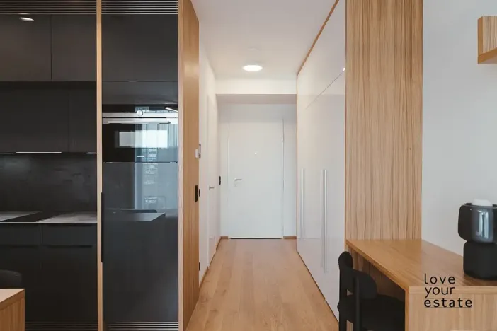 Prodej bytu 1+kk, Praha - Bubeneč, Vítězné náměstí, 35 m2