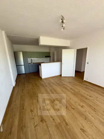 Pronájem bytu 2+kk, Kladno, Vojtěcha Lanny, 59 m2