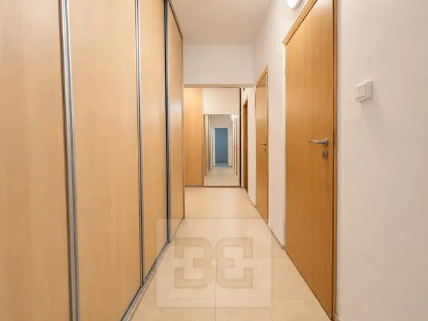 Pronájem bytu 2+1, Olomouc, Dělnická, 55 m2