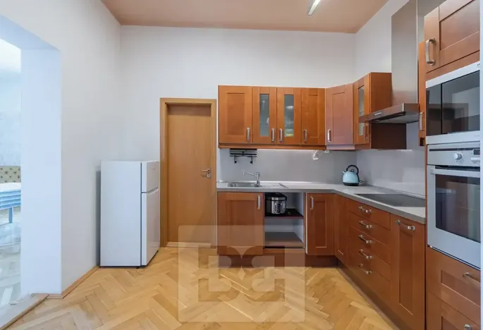 Pronájem bytu 2+1, Praha - Smíchov, V lesíčku, 54 m2