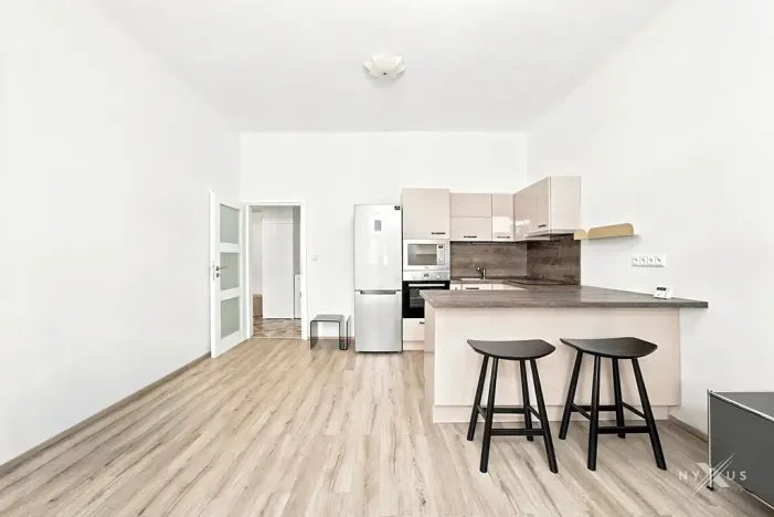 Pronájem bytu 2+kk, Praha - Košíře, Pod Kavalírkou, 44 m2