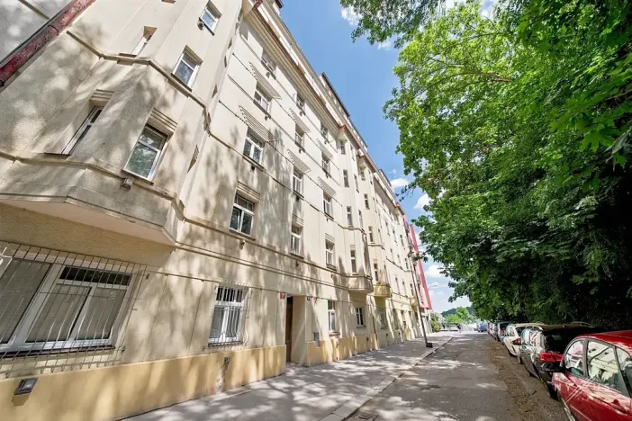 Pronájem bytu 2+kk, Praha - Košíře, Pod Kavalírkou, 44 m2