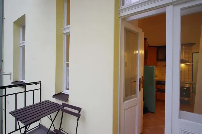 Pronájem bytu 1+1, Praha - Vinohrady, Polská, 45 m2