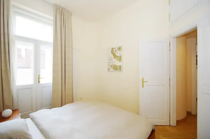Pronájem bytu 2+kk, Praha - Vinohrady, Polská, 50 m2