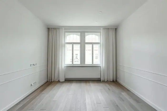 Pronájem bytu 3+kk, Praha - Vinohrady, náměstí Jiřího z Poděbrad, 93 m2