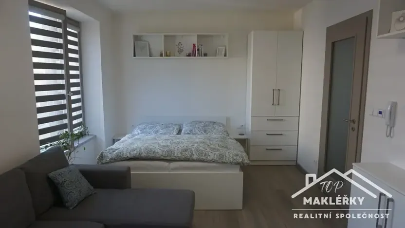 Pronájem bytu 1+kk, Kolín, 5. května, 28 m2