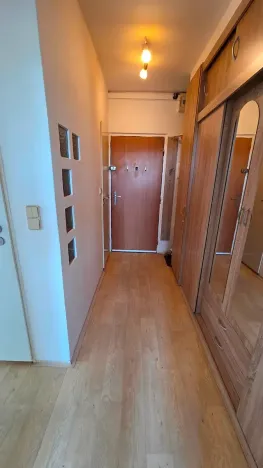 Prodej bytu 2+kk, Praha - Kobylisy, Třebenická, 39 m2