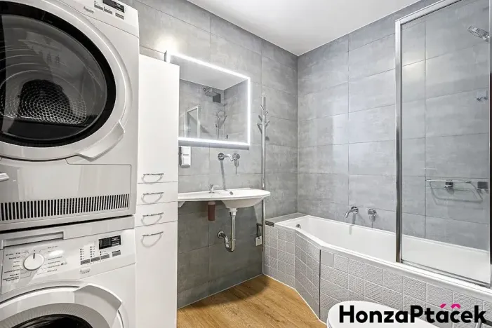 Prodej bytu 3+kk, Praha - Hostivař, Zápasnická, 69 m2
