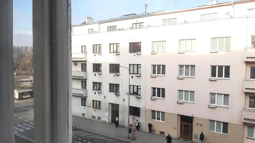 Prodej bytu 2+kk, Praha - Podolí, Dvorecké náměstí, 55 m2