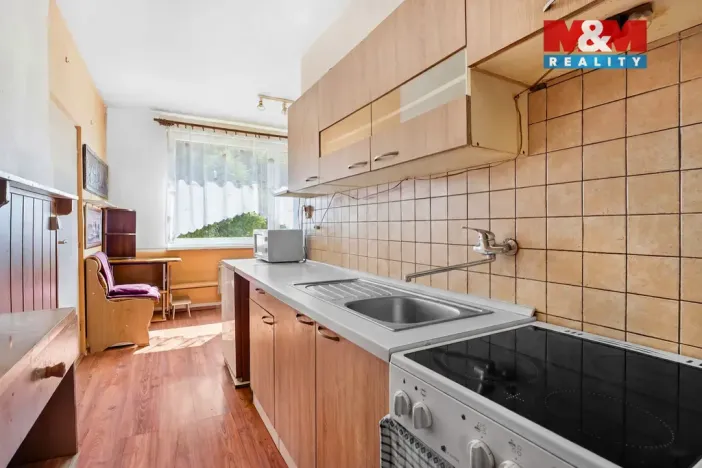 Prodej bytu 2+1, Černousy, 62 m2