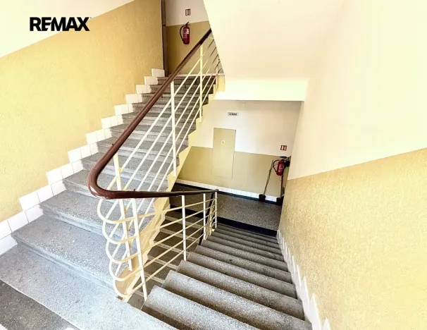 Pronájem bytu 2+kk, Praha - Vyšehrad, Neklanova, 57 m2